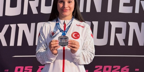 Milli Boksör Erivan Barut, Uluslararası Turnuvada Üçüncü Oldu