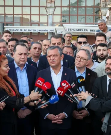 ozgur-ozel-den-erken-secim-ve-kurultay-mesaji-1779871229-560_large