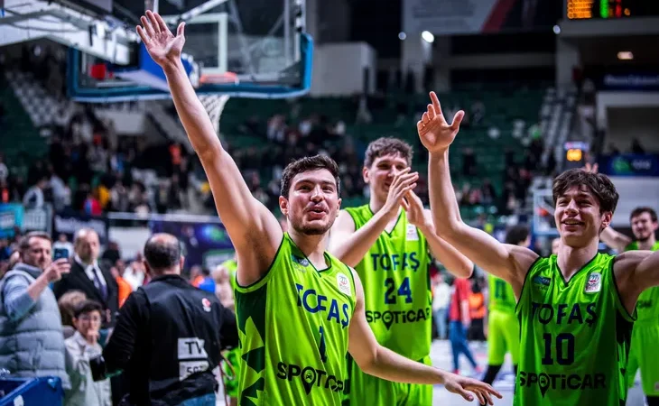 tofas-sezonu-petkimspor-maciyla-kapatiyor-1778275635-333_large